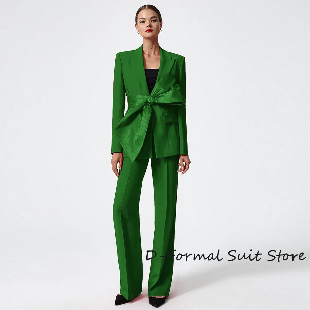 2-Piece High Street Red Suit for Women - Tailored Pointed Lapel Party Tuxedo Pants Set