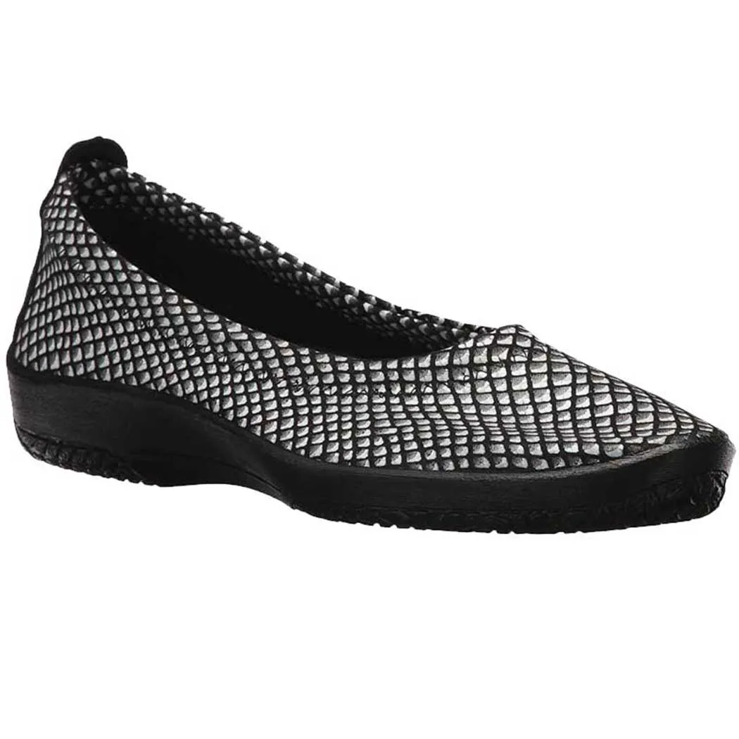 Arcopedico L15 Flat Black/ White (Women's)