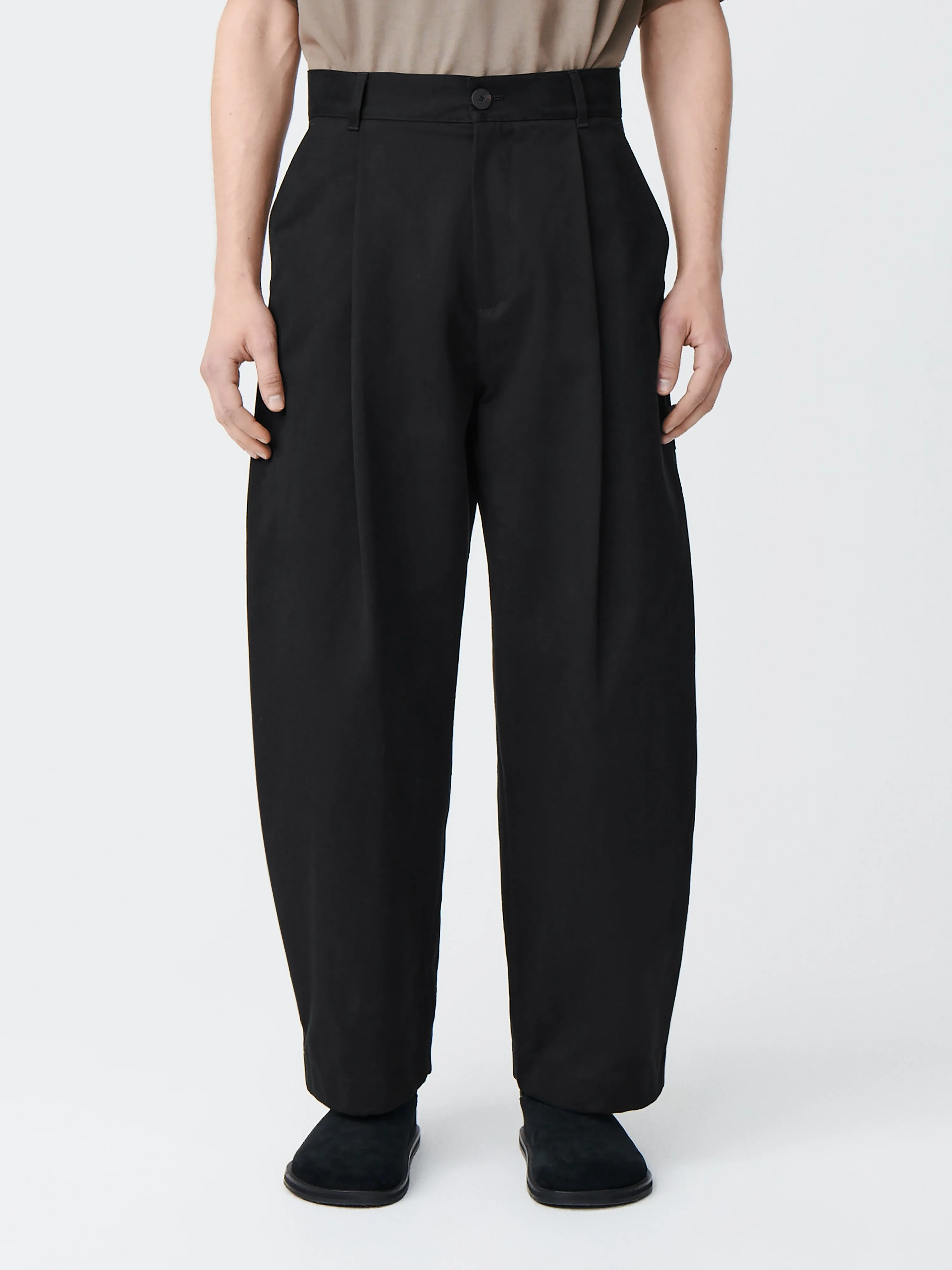 Black Guild Pants