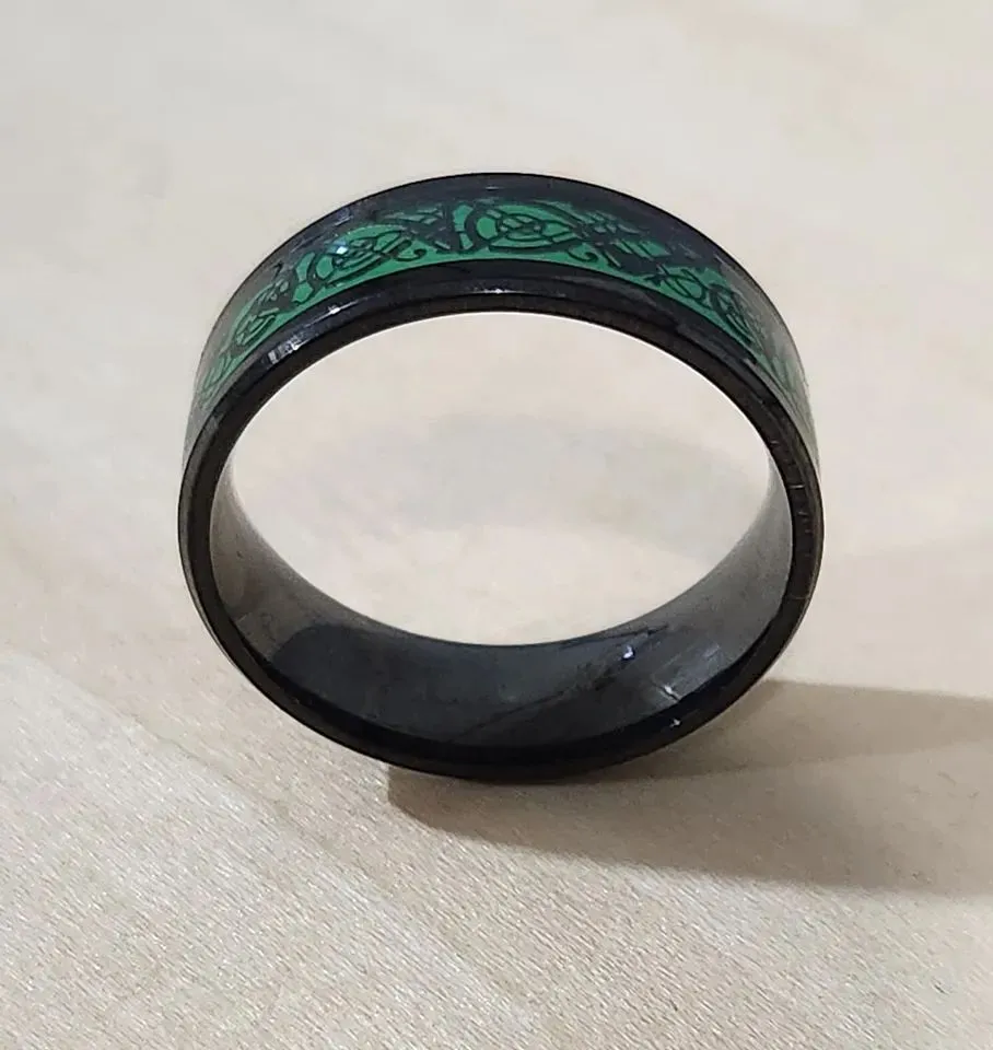 Black/Green Carbon Fiber Ring - S4818237 -> Black and Green Carbon Fiber Ring