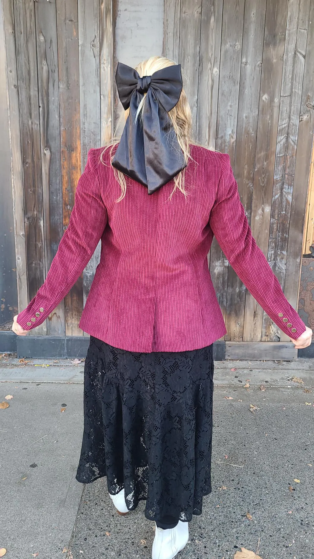 FP1118 Merlot Lux Cordoroy Revel Blazer