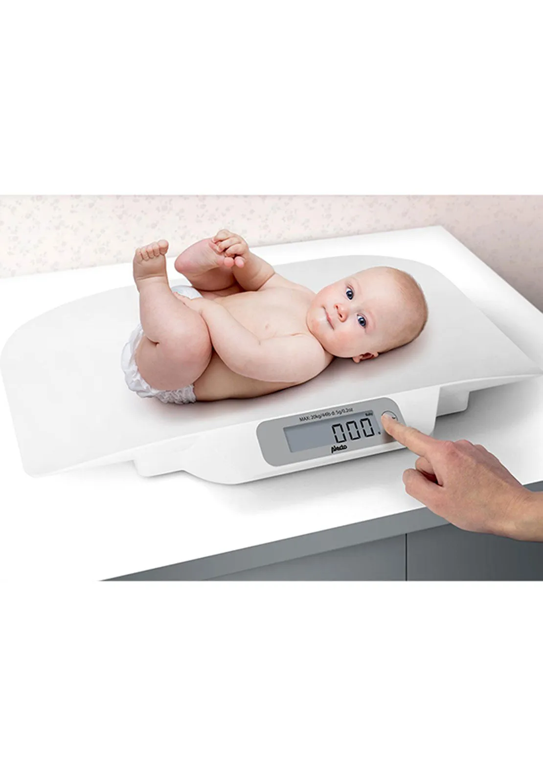 Infant Weighing Scale With Convenient Bag