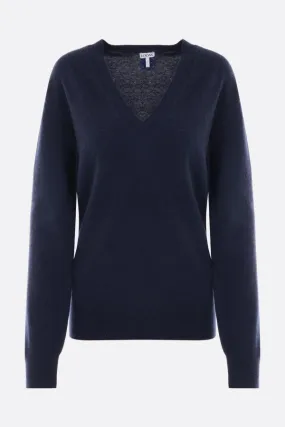 Loewe V-neck and Crew neck - Trendy collection