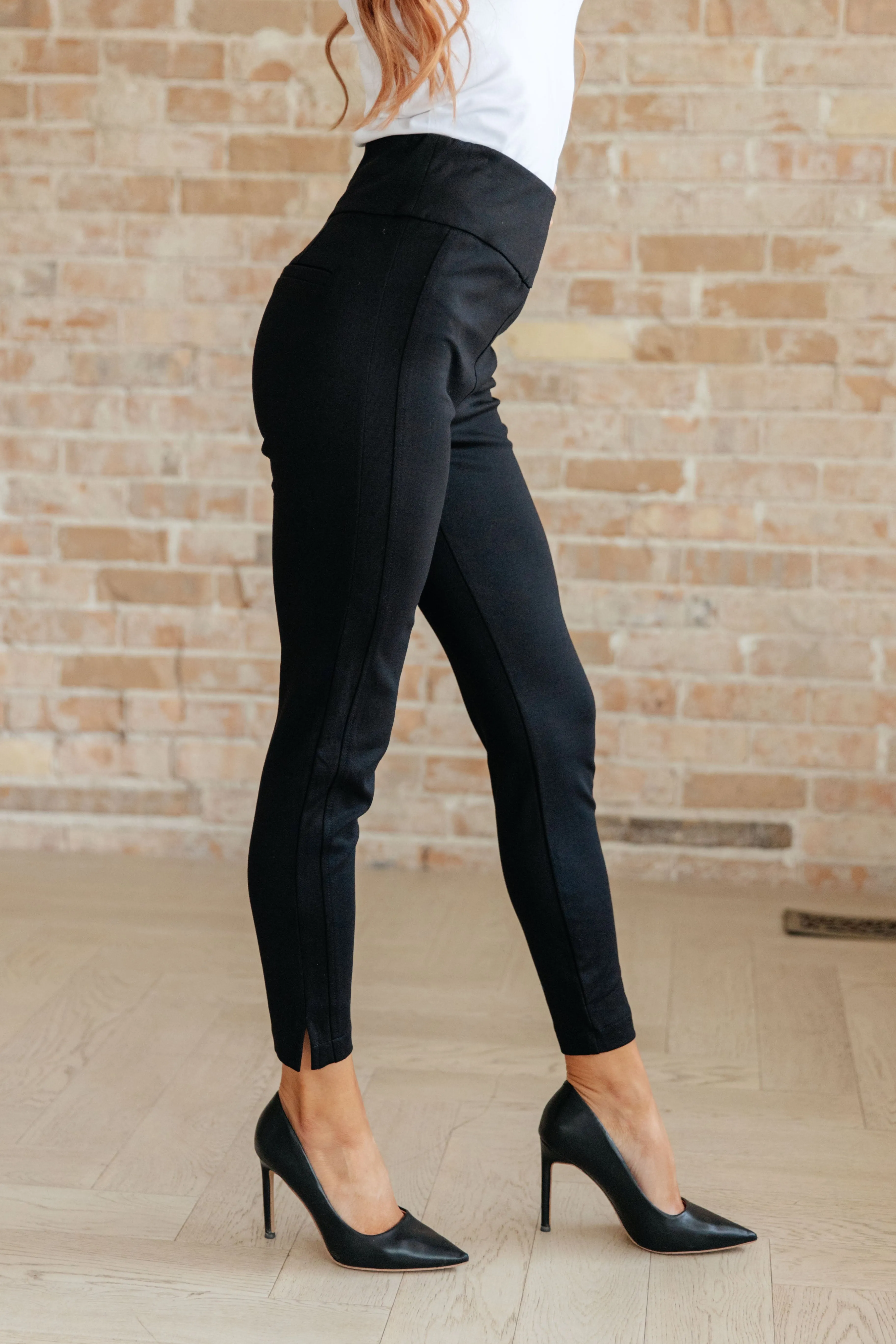 Magic Black Skinny Pants STB