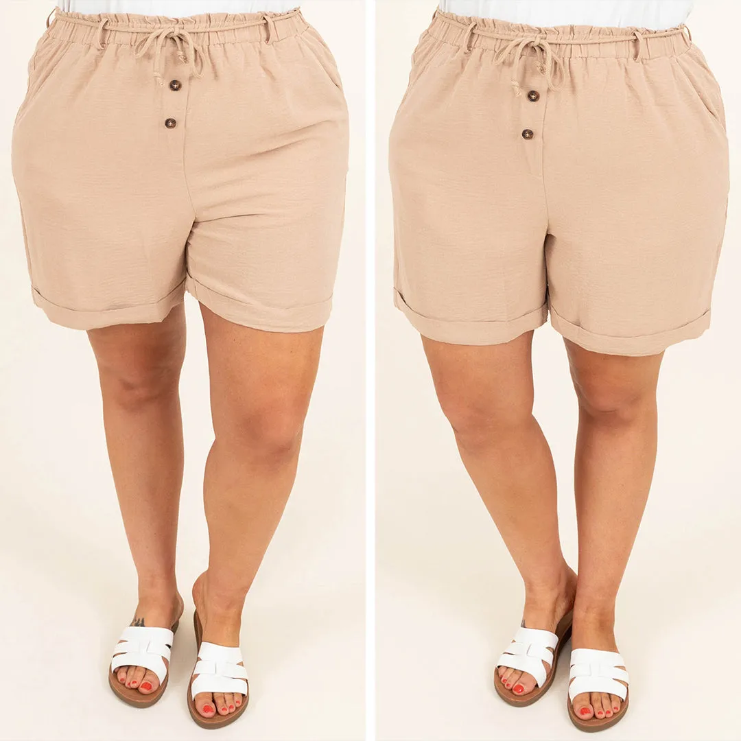 Make It Fabulous Shorts, Khaki