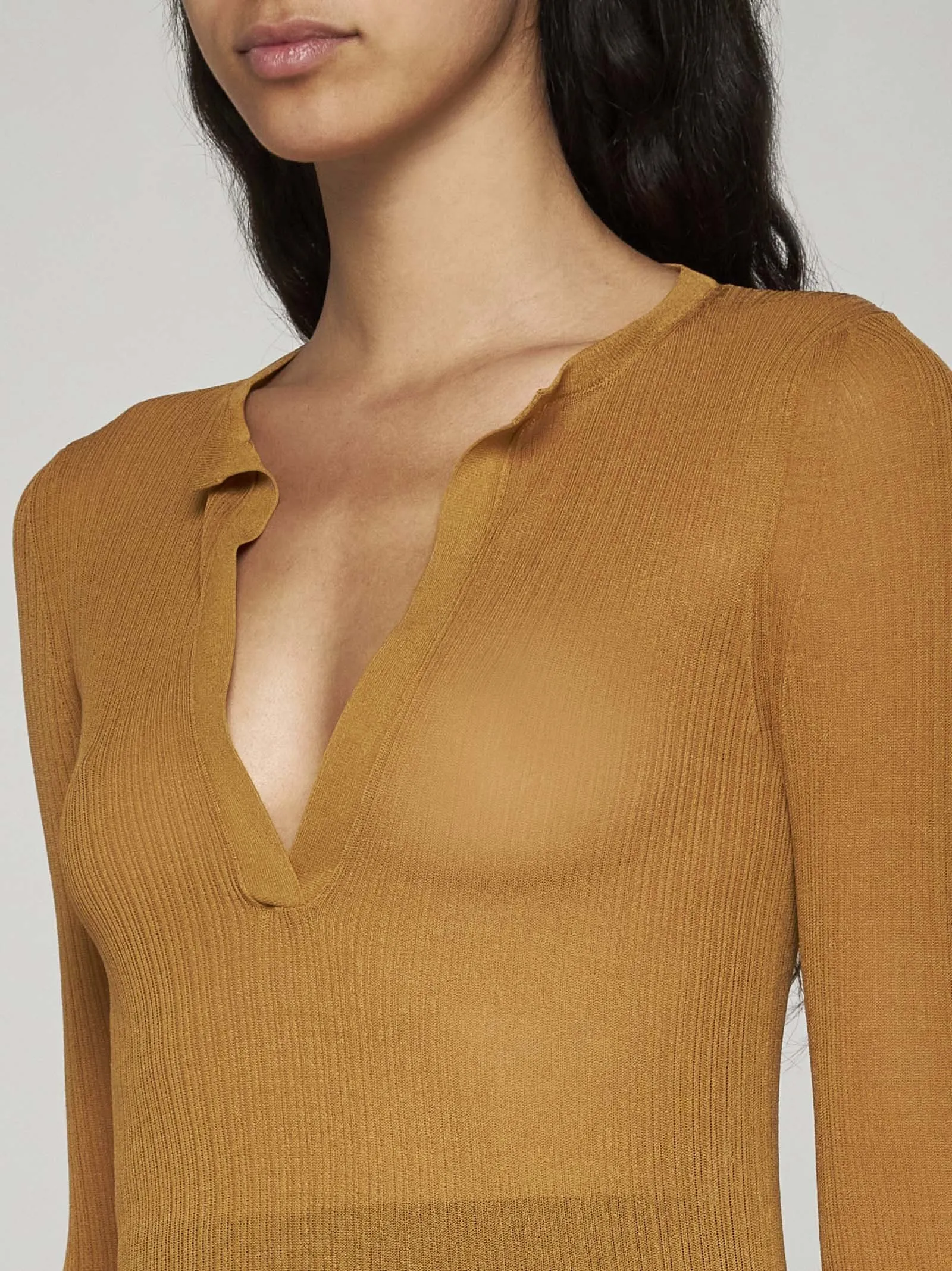 MaxMara | V-neck and Crew neck - Top Results: MaxMara V-neck Sweaters and Crew neck Tops