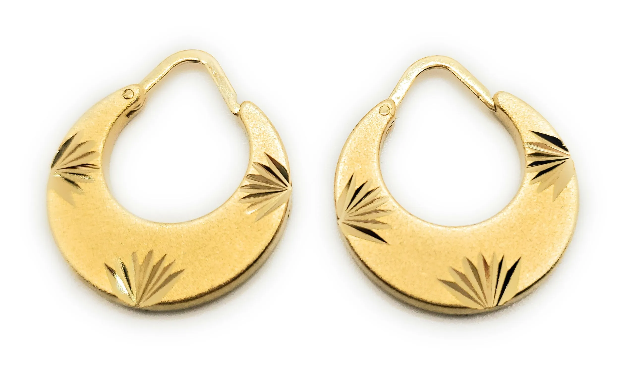 Nattiyan earrings trendy, trendy earrings Nattiyan, trendy Nattiyan earrings