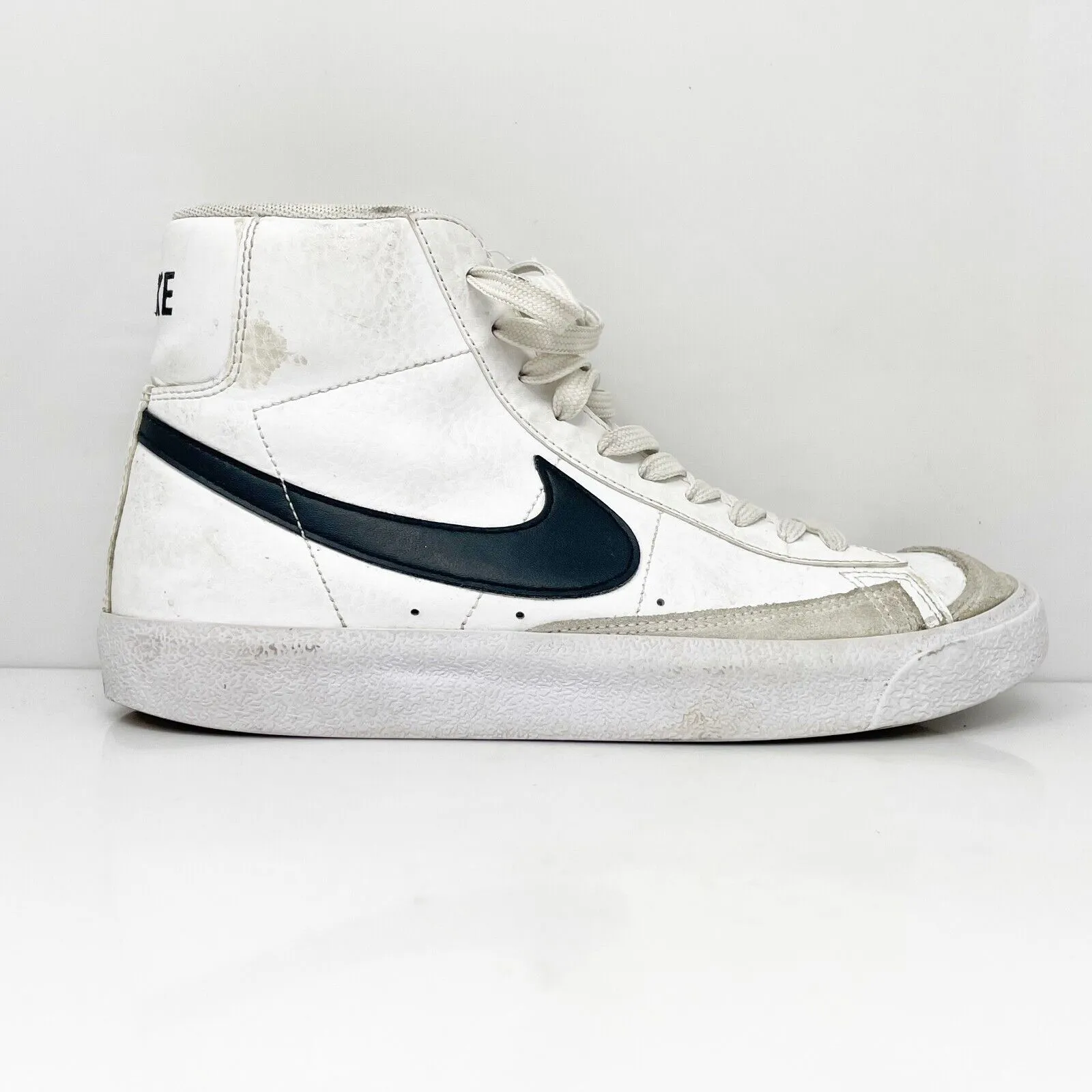 Nike Boys Blazer Mid 77 DA4086-100 White Basketball Shoes Sneakers Size 6.5Y