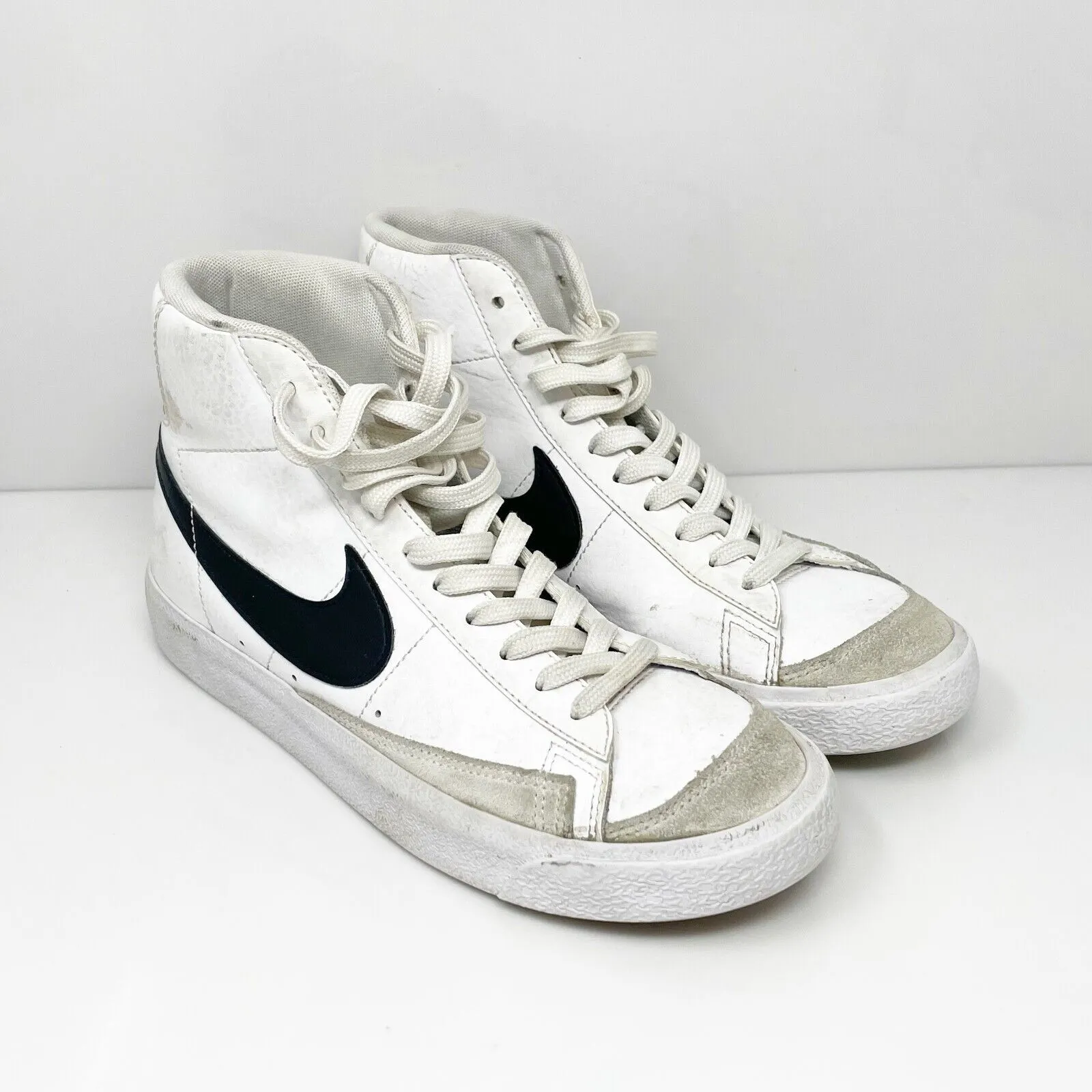 Nike Boys Blazer Mid 77 DA4086-100 White Basketball Shoes Sneakers Size 6.5Y