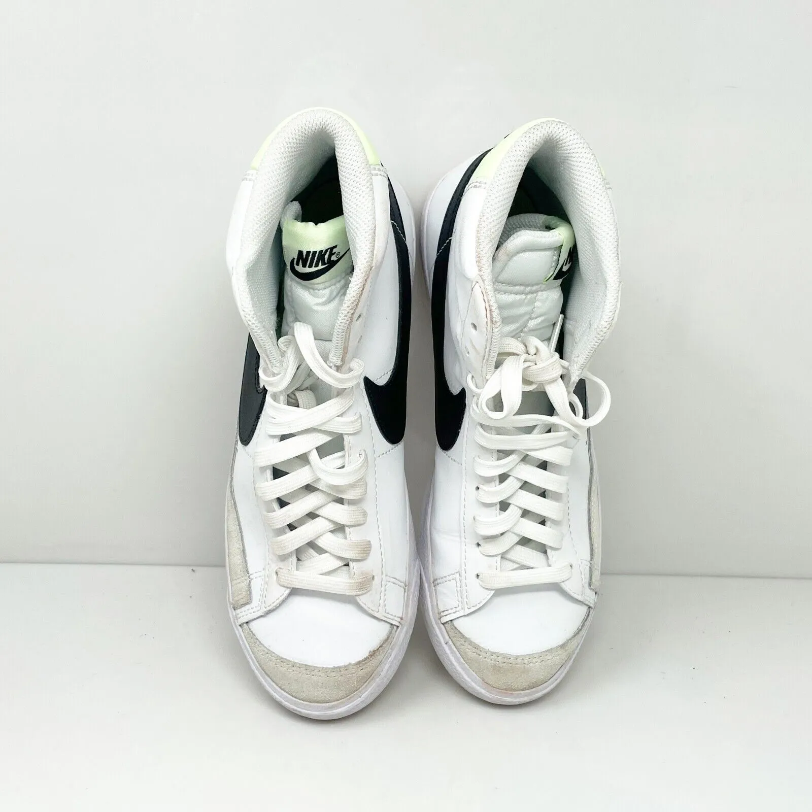 Nike Boys Blazer Mid 77 DA4088-109 White Basketball Shoes Sneakers Size 7Y