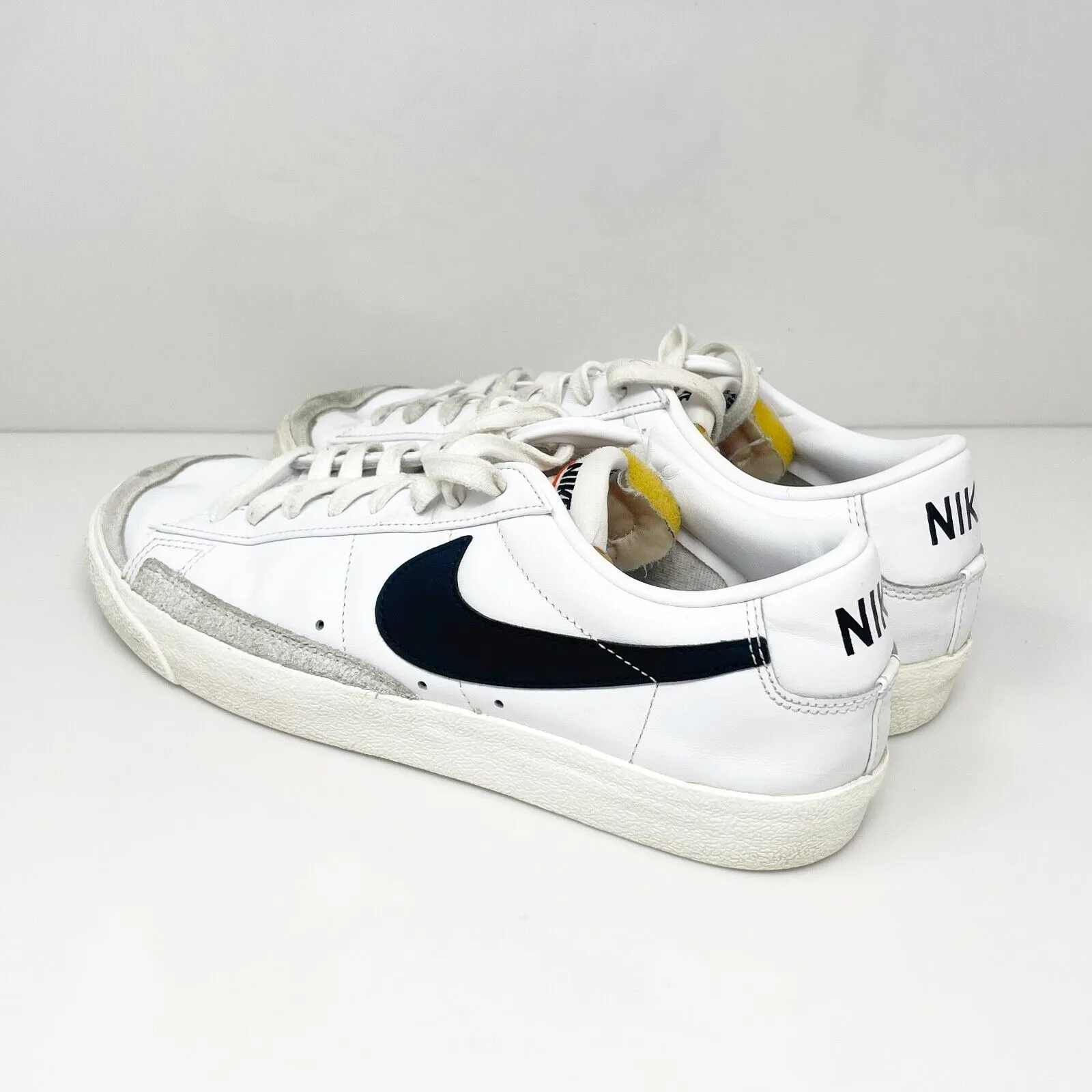 Nike Mens Blazer Low 77 DA6364-101 White Casual Shoes Sneakers Size 10