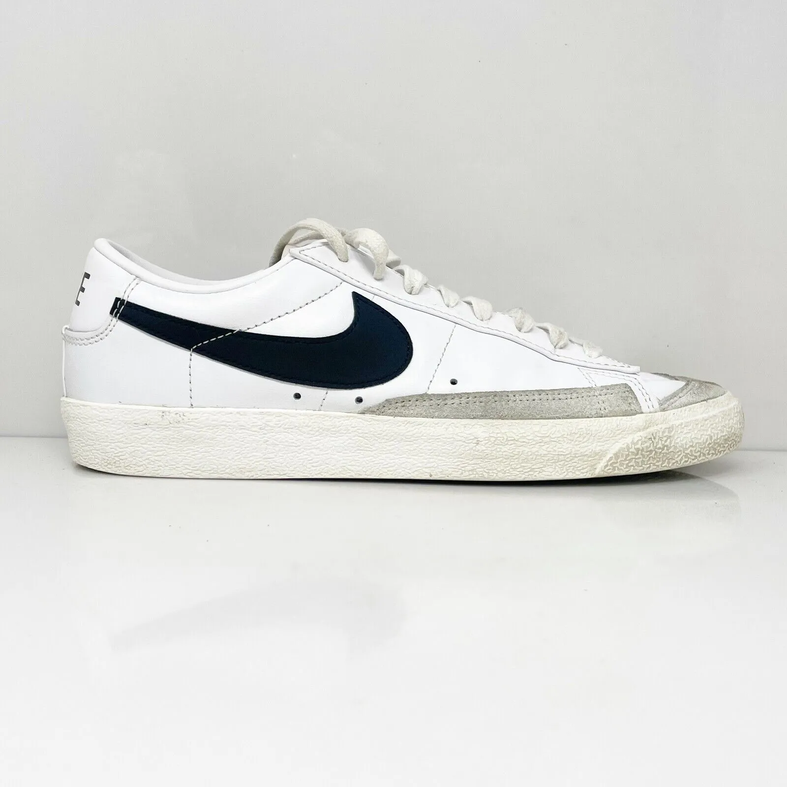 Nike Mens Blazer Low 77 DA6364-101 White Casual Shoes Sneakers Size 10