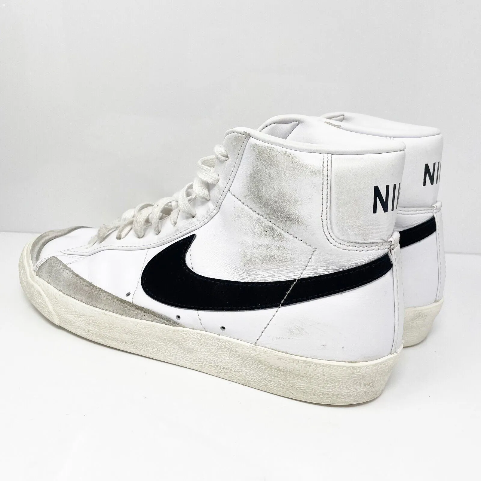 Nike Mens Blazer Mid 77 BQ6806-100 White Basketball Shoes Sneakers Size 9