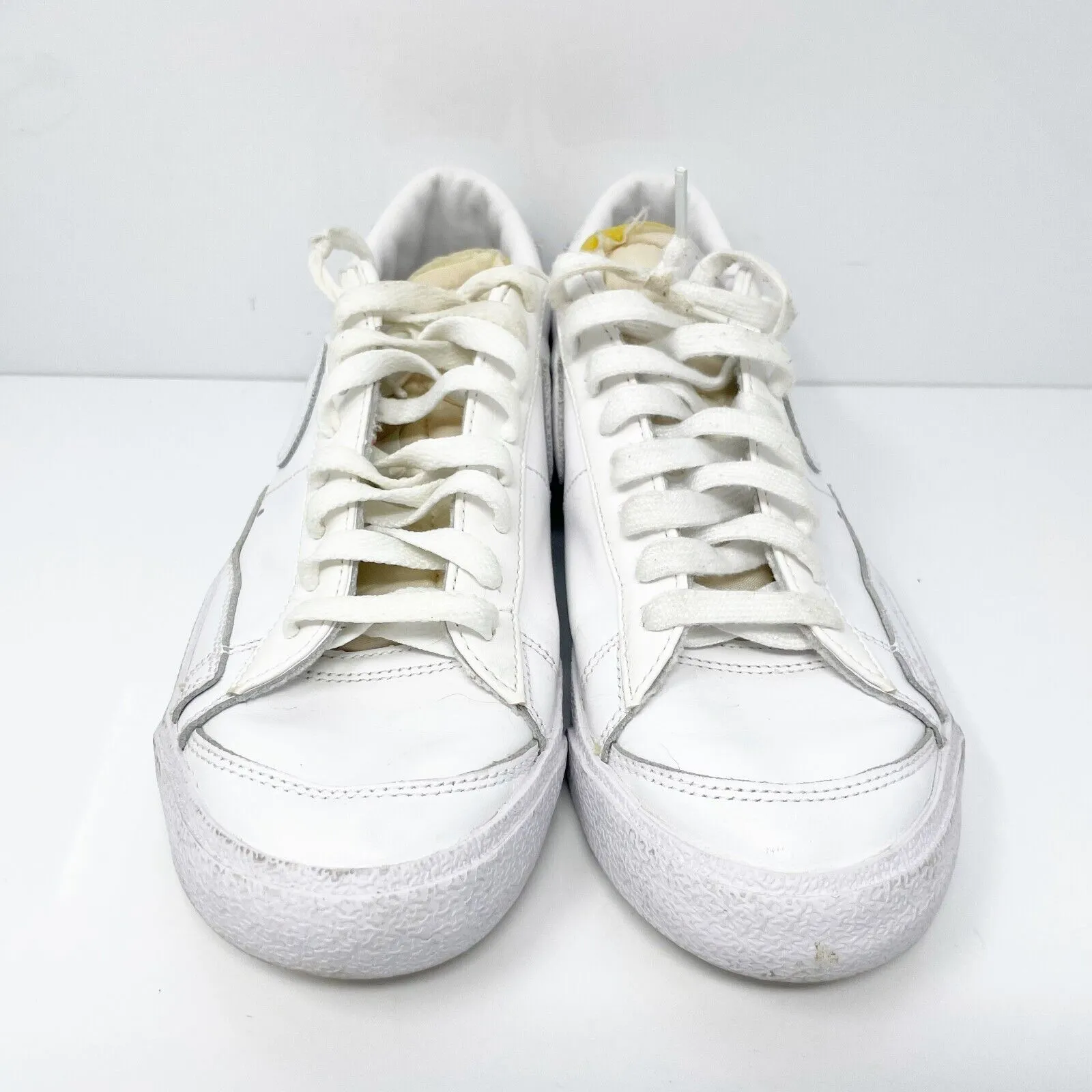 Nike Womens Blazer Low 77 DC4769-101 White Casual Shoes Sneakers Size 10