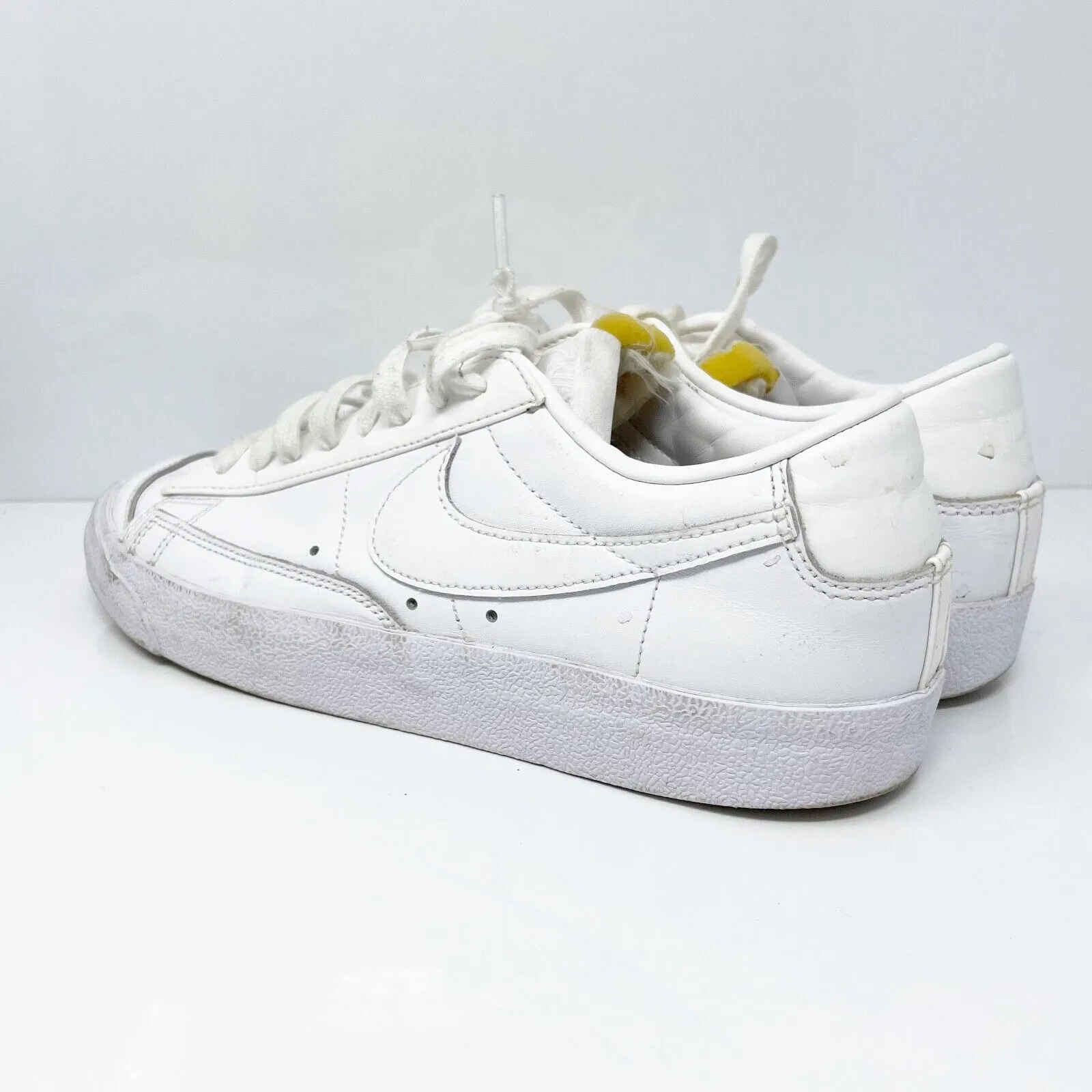 Nike Womens Blazer Low 77 DC4769-101 White Casual Shoes Sneakers Size 10