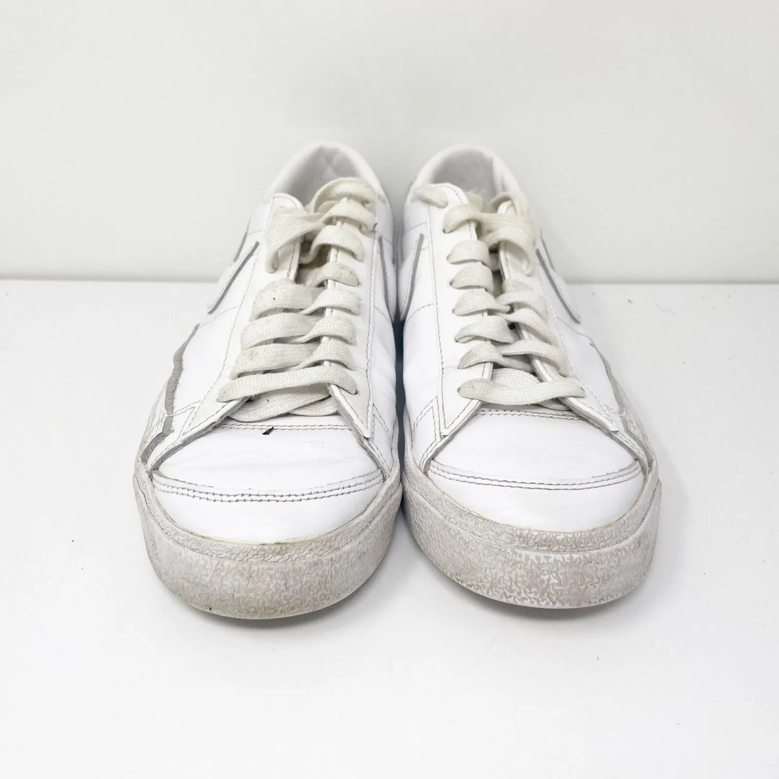 Nike Womens Blazer Low 77 DC4769-101 White Casual Shoes Sneakers Size 8