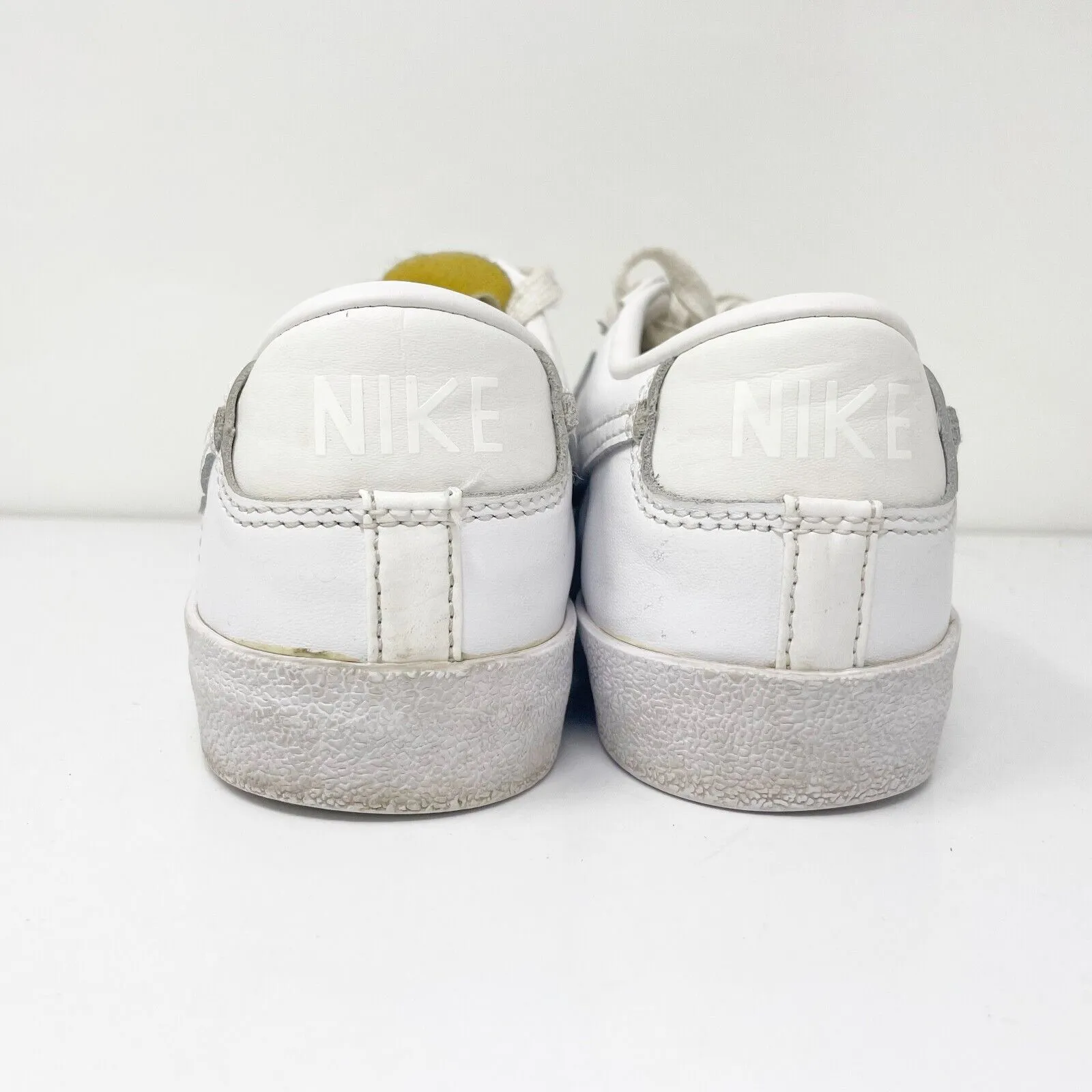 Nike Womens Blazer Low 77 DC4769-101 White Casual Shoes Sneakers Size 8