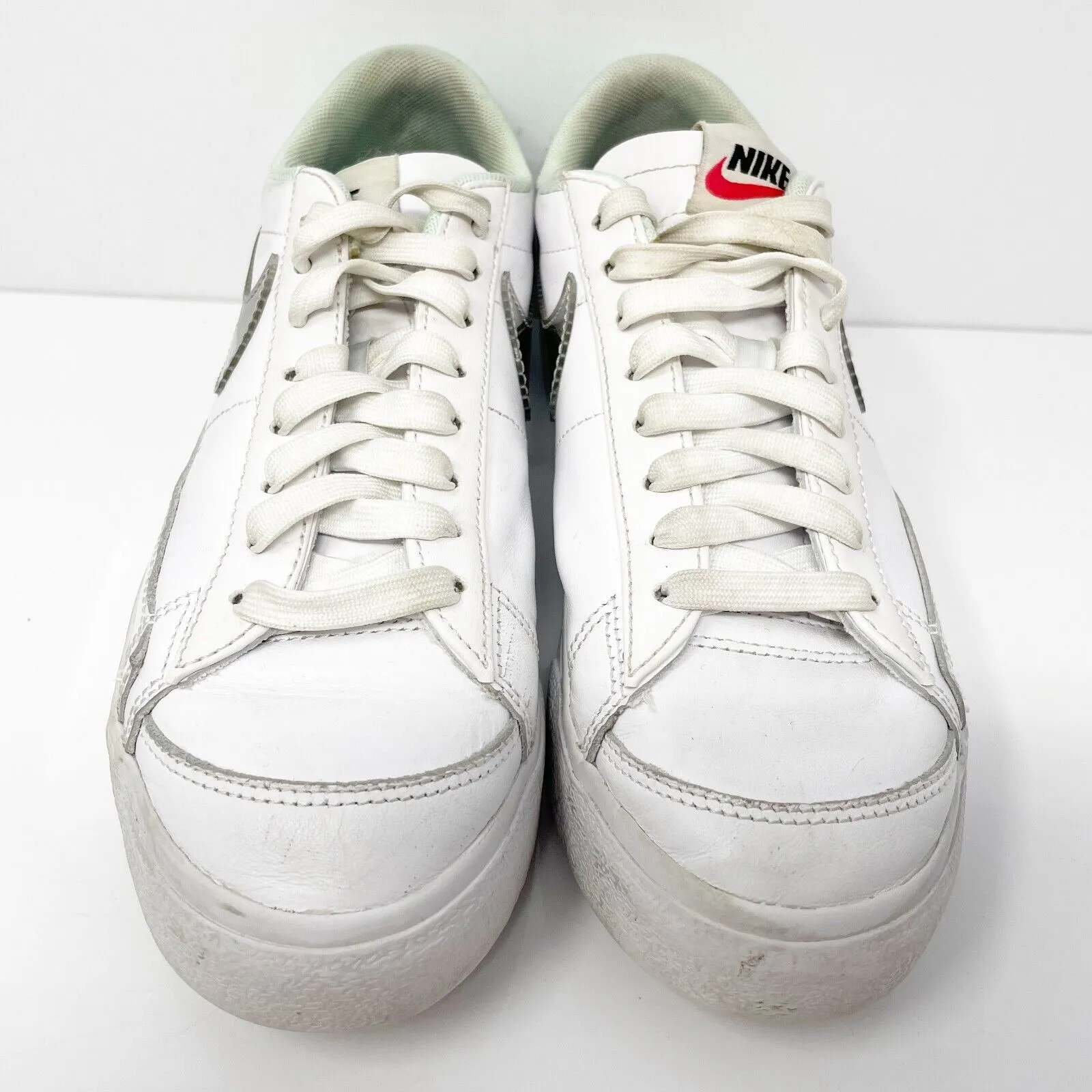 Nike Womens Blazer Low Platform DQ7654-100 White Casual Shoes Sneakers Size 6.5