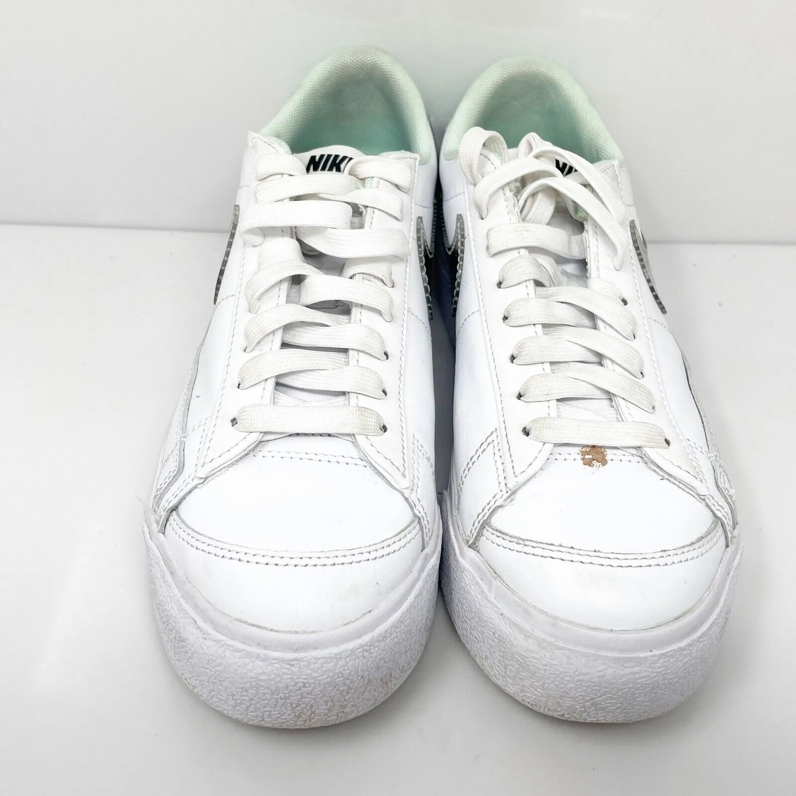 Nike Womens Blazer Low Platform DQ7654-100 White Casual Shoes Sneakers Size 7