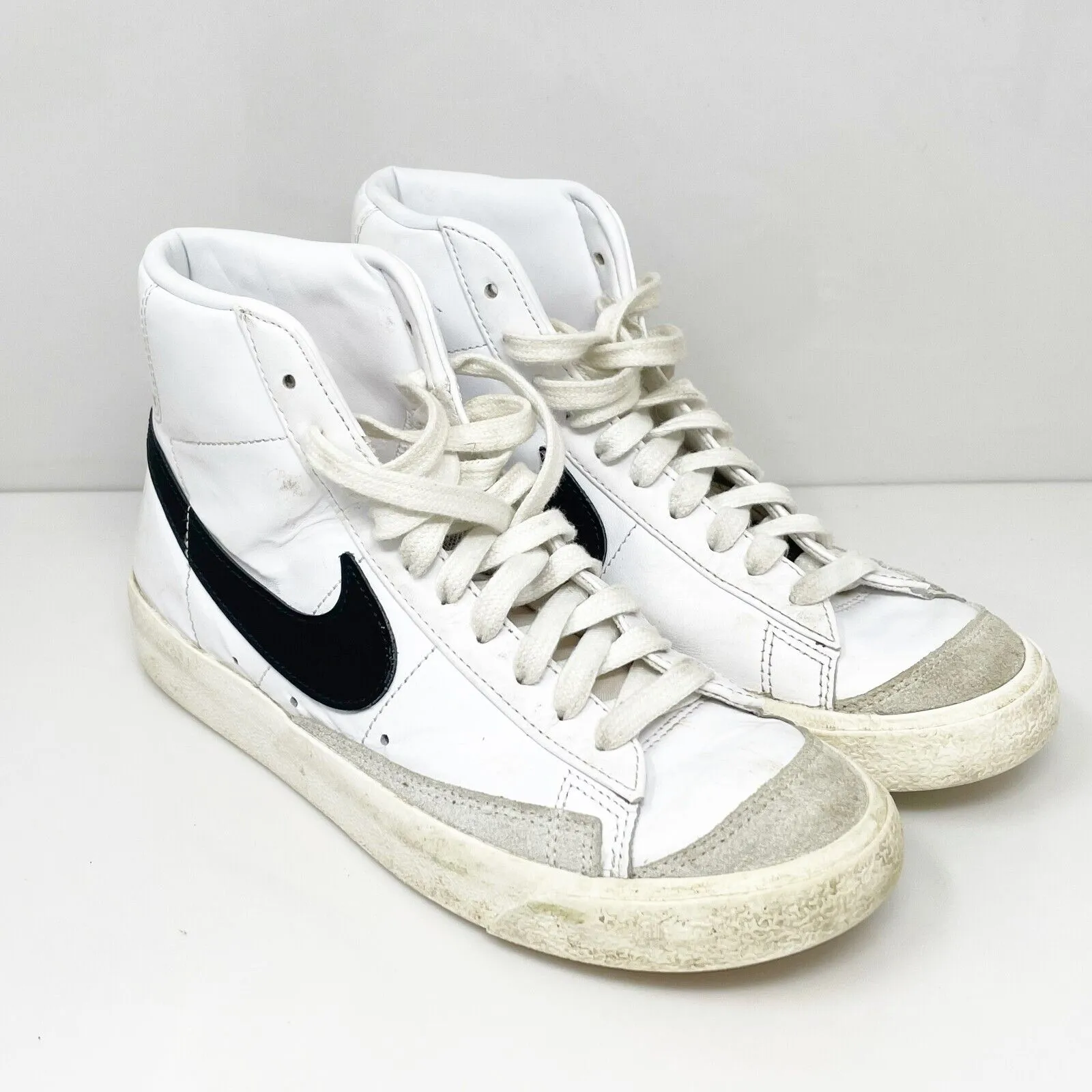 Nike Womens Blazer Mid 77 CZ1055-100 White Basketball Shoes Sneakers Size 7.5