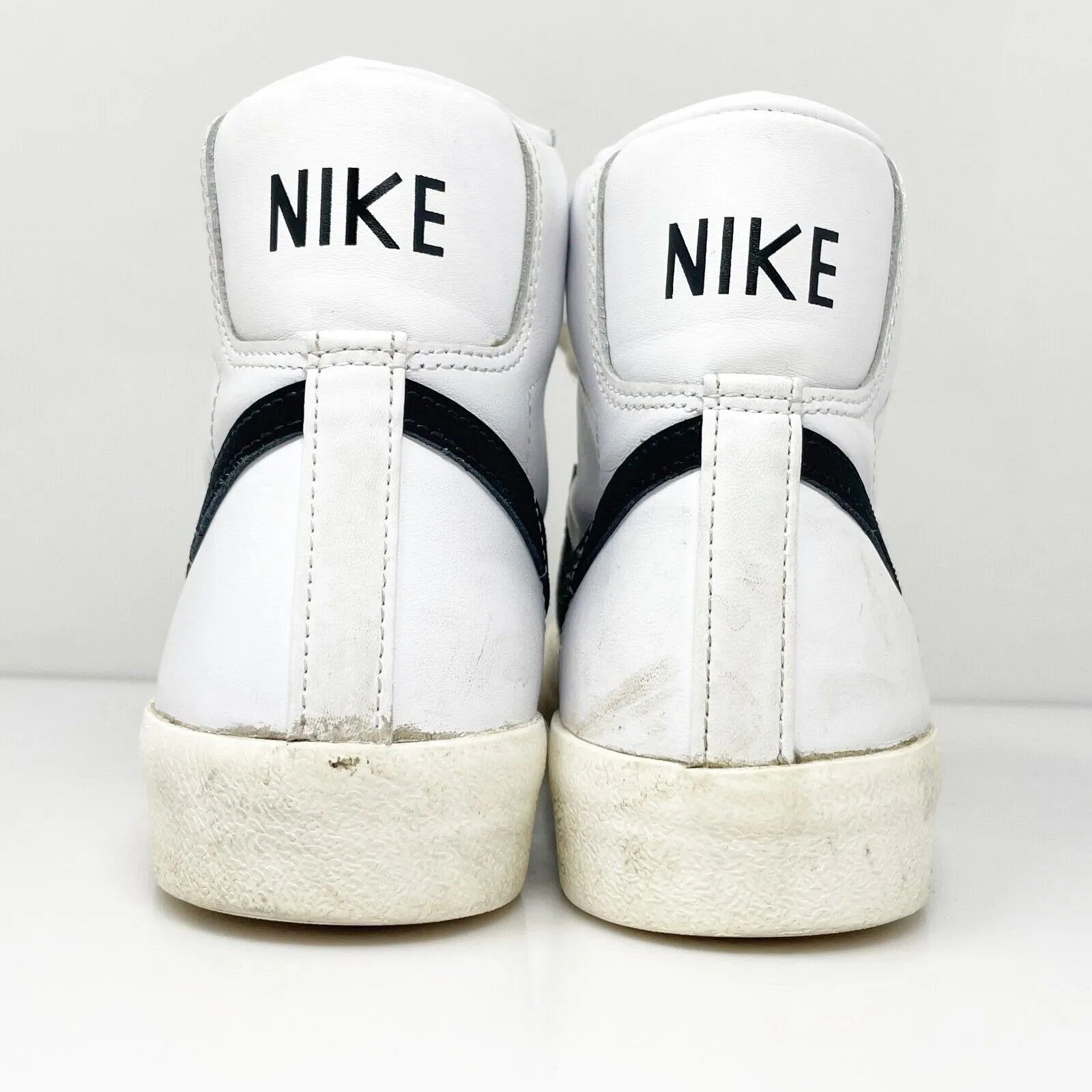 Nike Womens Blazer Mid 77 CZ1055-100 White Basketball Shoes Sneakers Size 7.5