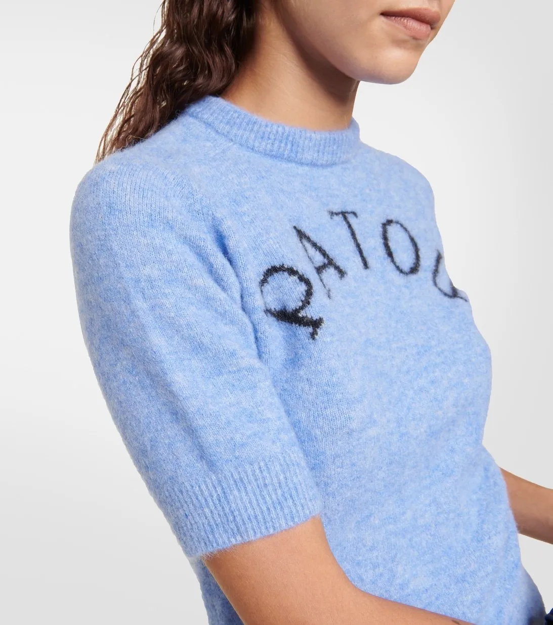 Patou - V-neck & Crew neck