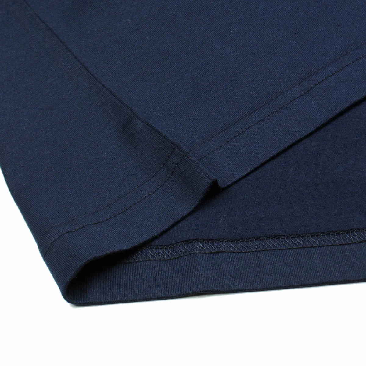 Sunspel short sleeve navy t-shirt.