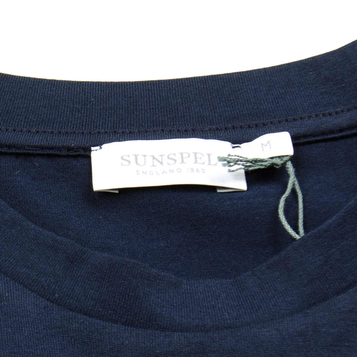 Sunspel short sleeve navy t-shirt.