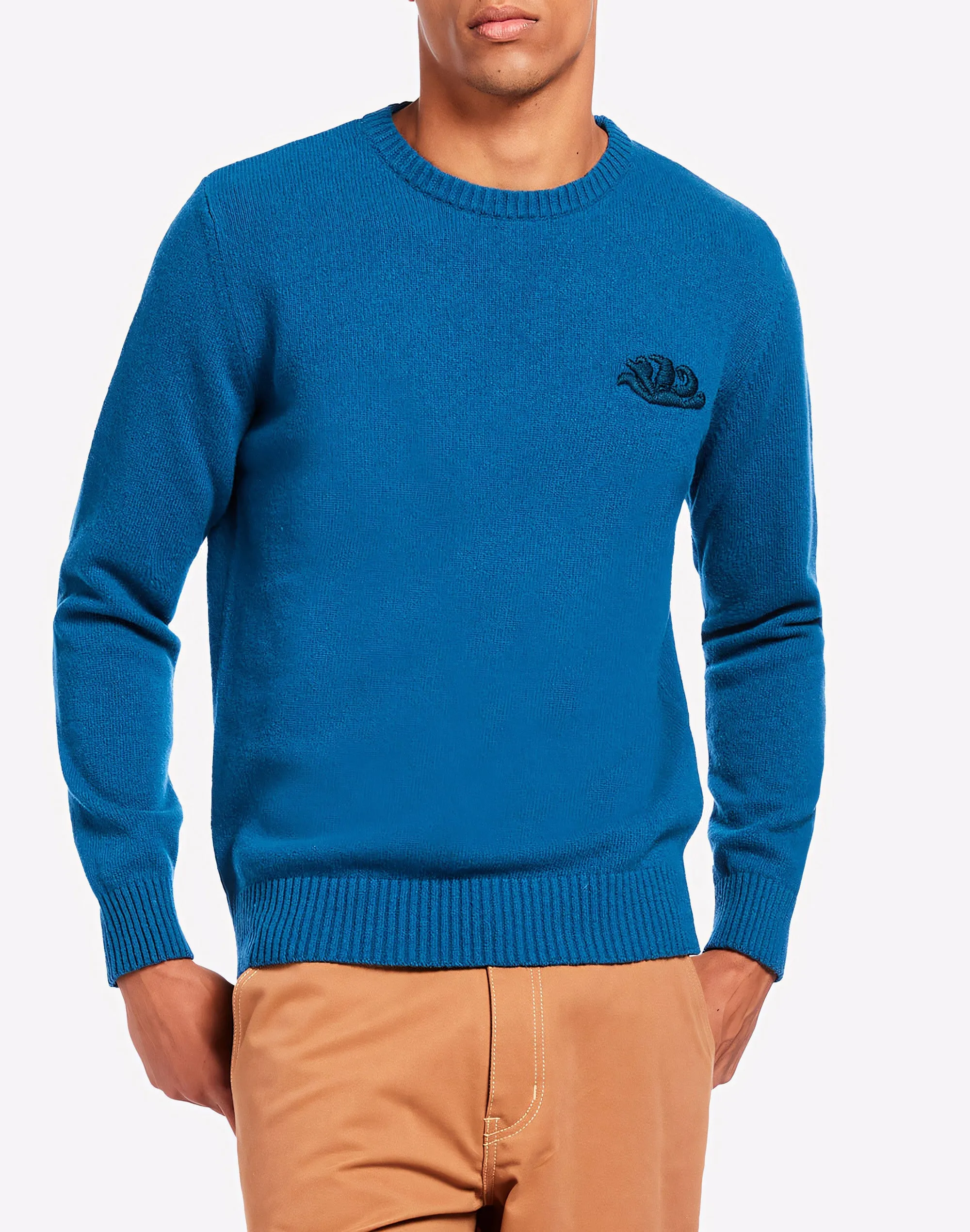 sweater with round neck and logo