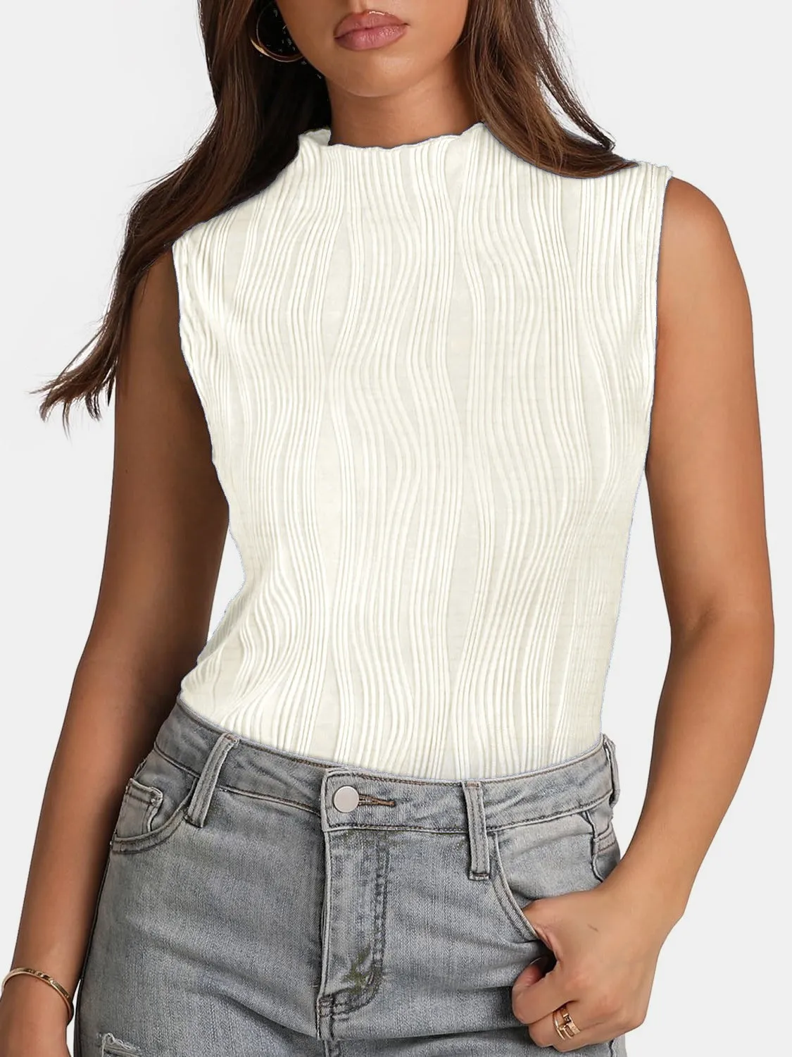 Textured Sleeveless Turtleneck