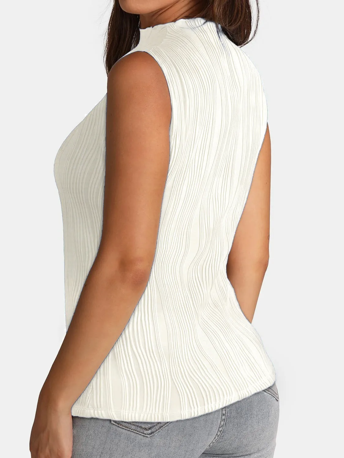 Textured Sleeveless Turtleneck