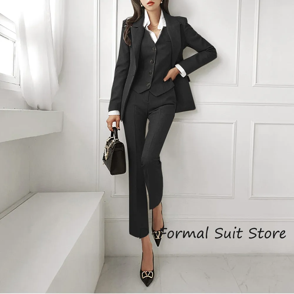 Women's Wedding Tuxedo Single Breasted Point Collar 3 Piece Suit for Prom and Quinceanera Dresses